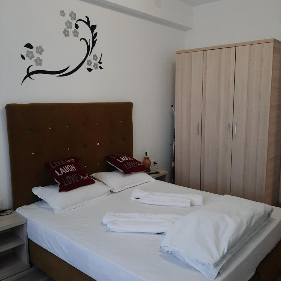 Mamaia Summerland Mrs Exterior photo